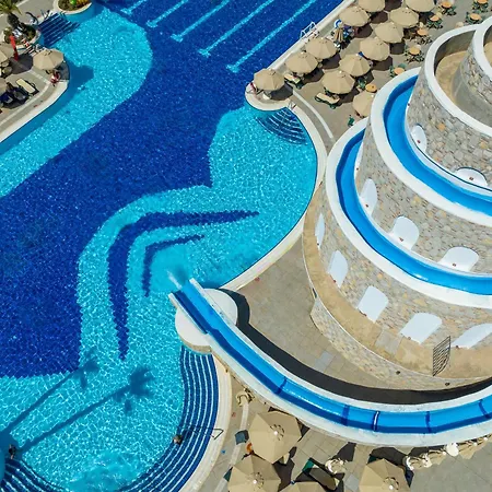 ボドルム インペリアル アキアーラ