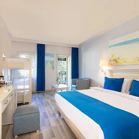 Selectum Collection Bodrum 5* Akyarlar